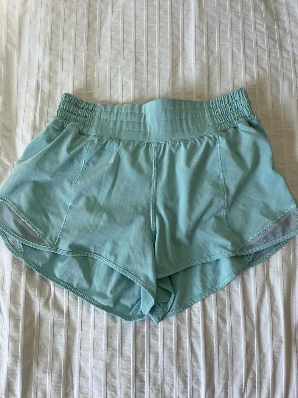 Lululemon Hotty Hot High-Rise Lined Short 2.5”
